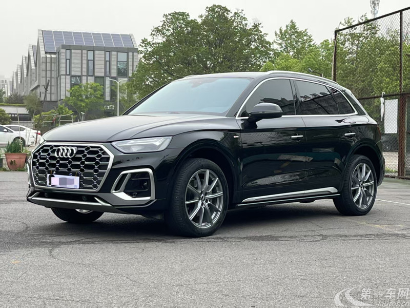 奥迪Q5L 45TFSI 2022款 2.0T 自动 改款豪华动感型 (国Ⅵ) 