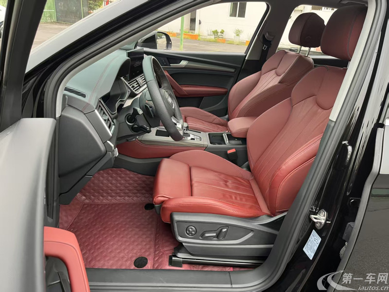 奥迪Q5L 45TFSI 2022款 2.0T 自动 改款豪华动感型 (国Ⅵ) 
