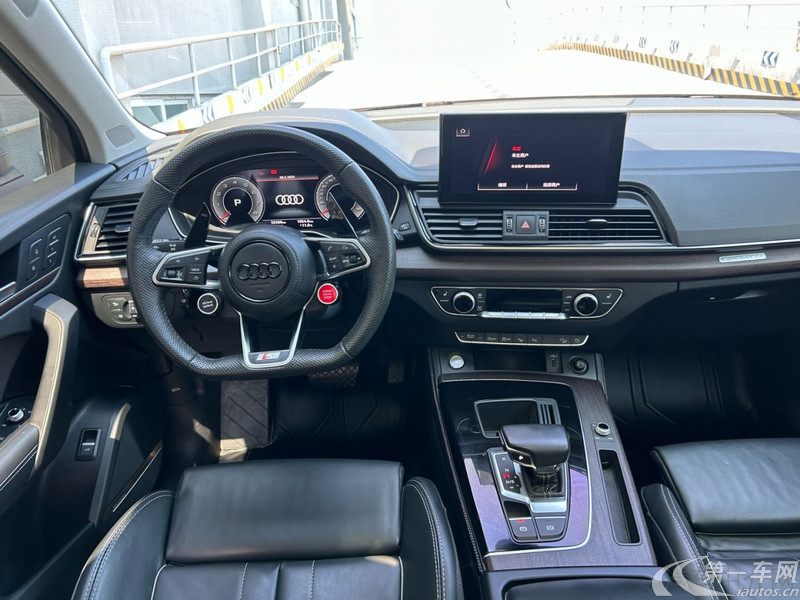 奥迪Q5L 45TFSI 2022款 2.0T 自动 改款臻选动感型 (国Ⅵ) 