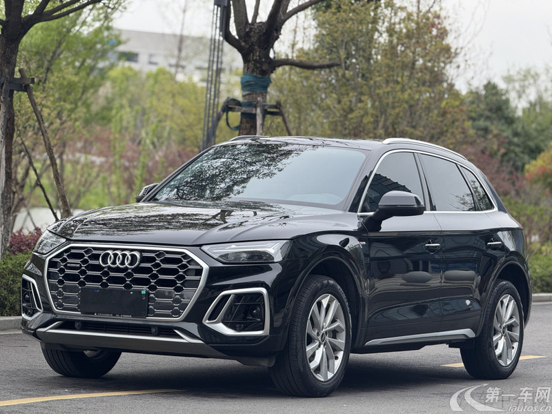 奥迪Q5L 45TFSI 2022款 2.0T 自动 豪华致雅型 (国Ⅵ) 