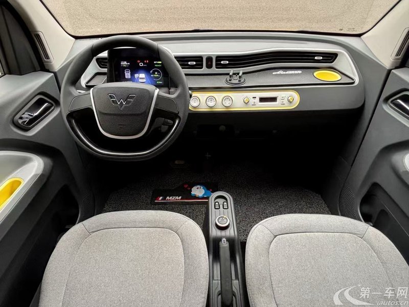 五菱宏光MINI EV 2021款 自动 马卡龙臻享款三元锂 纯电动 