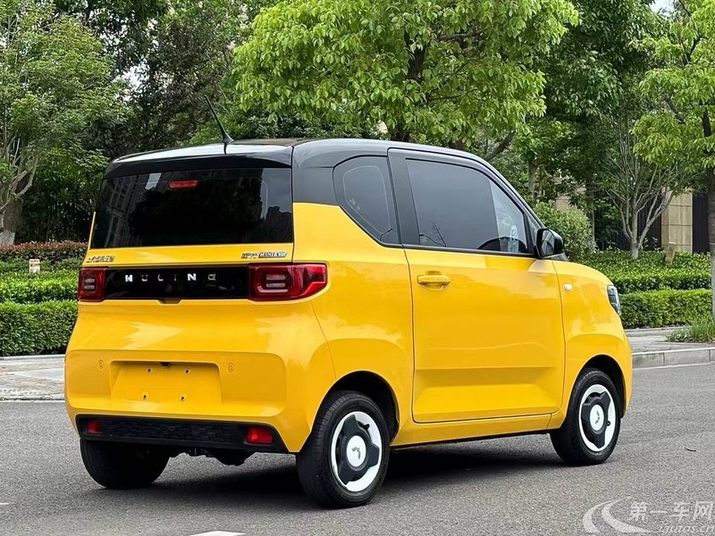 五菱宏光MINI EV 2021款 自动 马卡龙臻享款三元锂 纯电动 