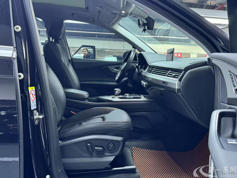 奥迪Q7 45 [进口] 2018款 3.0T 自动 技术型 