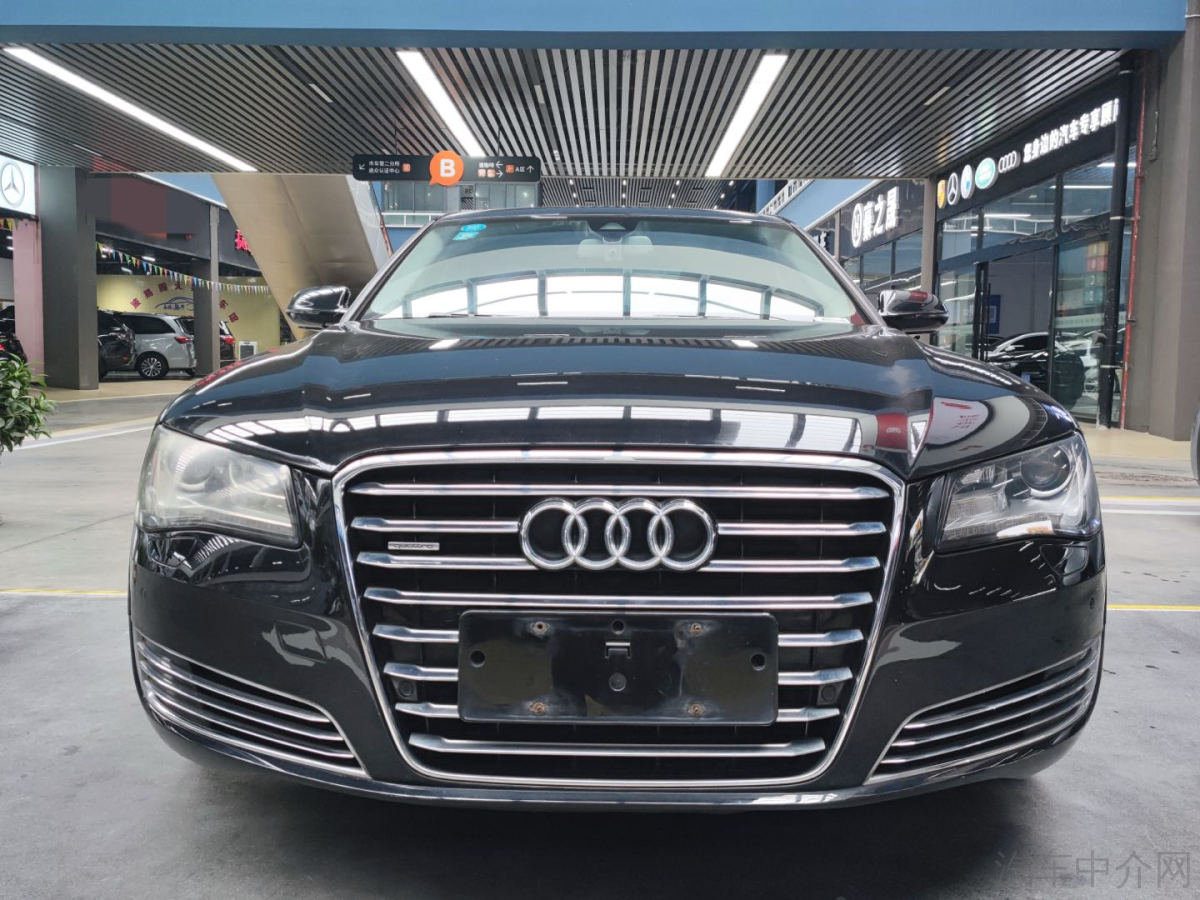 奥迪A8L 45 [进口] 2014款 3.0T 自动 汽油 舒适型价格0万 