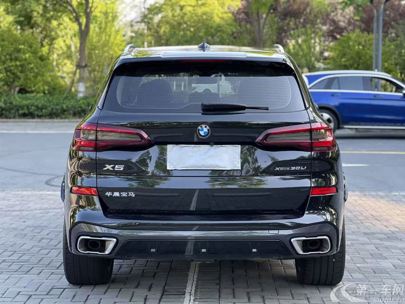 宝马X5 xDrive30Li 2023款 2.0T 四驱 尊享型M运动套装 (国Ⅵ) 