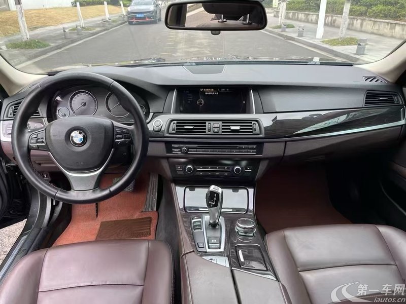 宝马5系 525Li 2017款 2.0T 自动 汽油 豪华设计套装 (国Ⅴ) 