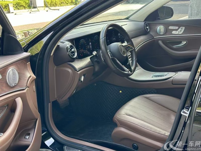 奔驰E级 E300L 2021款 2.0T 自动 汽油 豪华型 (国Ⅵ) 