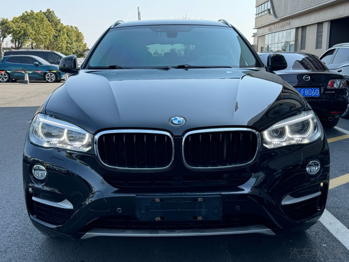 宝马X6 35i [进口] 2015款 3.0T 自动 四驱 汽油 尊享型价格0万 
